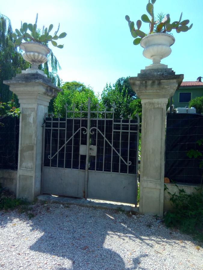 Villa Fiorita Monfalcone Exterior foto